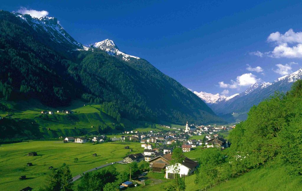 Pension Tina Neustift im Stubaital Bagian luar foto